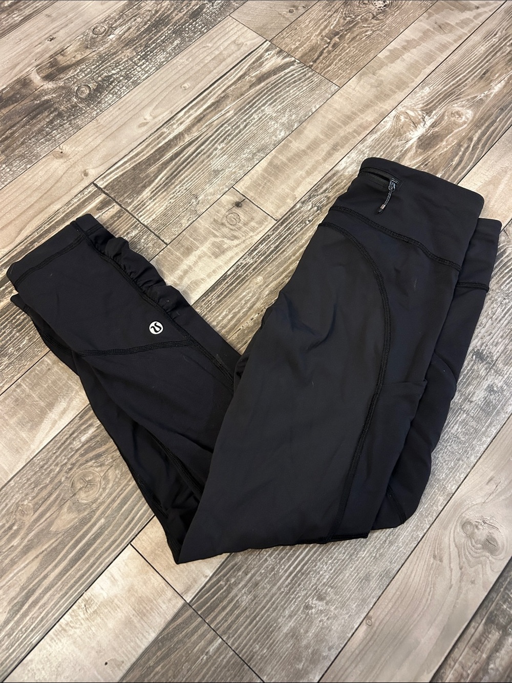 Lululemon Black Athletic Leggings - Picture 1 of 5